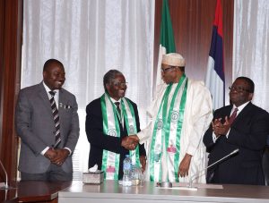 L-R: First Vice Presidents of the Nigerian Medical Association (NMA) Drs. Titus Ibekwe, NMA President, Dr Kayode Obembe, President Muhammadu Buhari and Health Minister,  Prof Isaac Adewole, after the meeting at t the State House in Abuja.