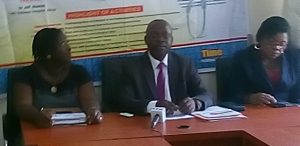 FCT ARD President Dr. Isaac Akerele, flanked by other ARD officers, at the press conference.